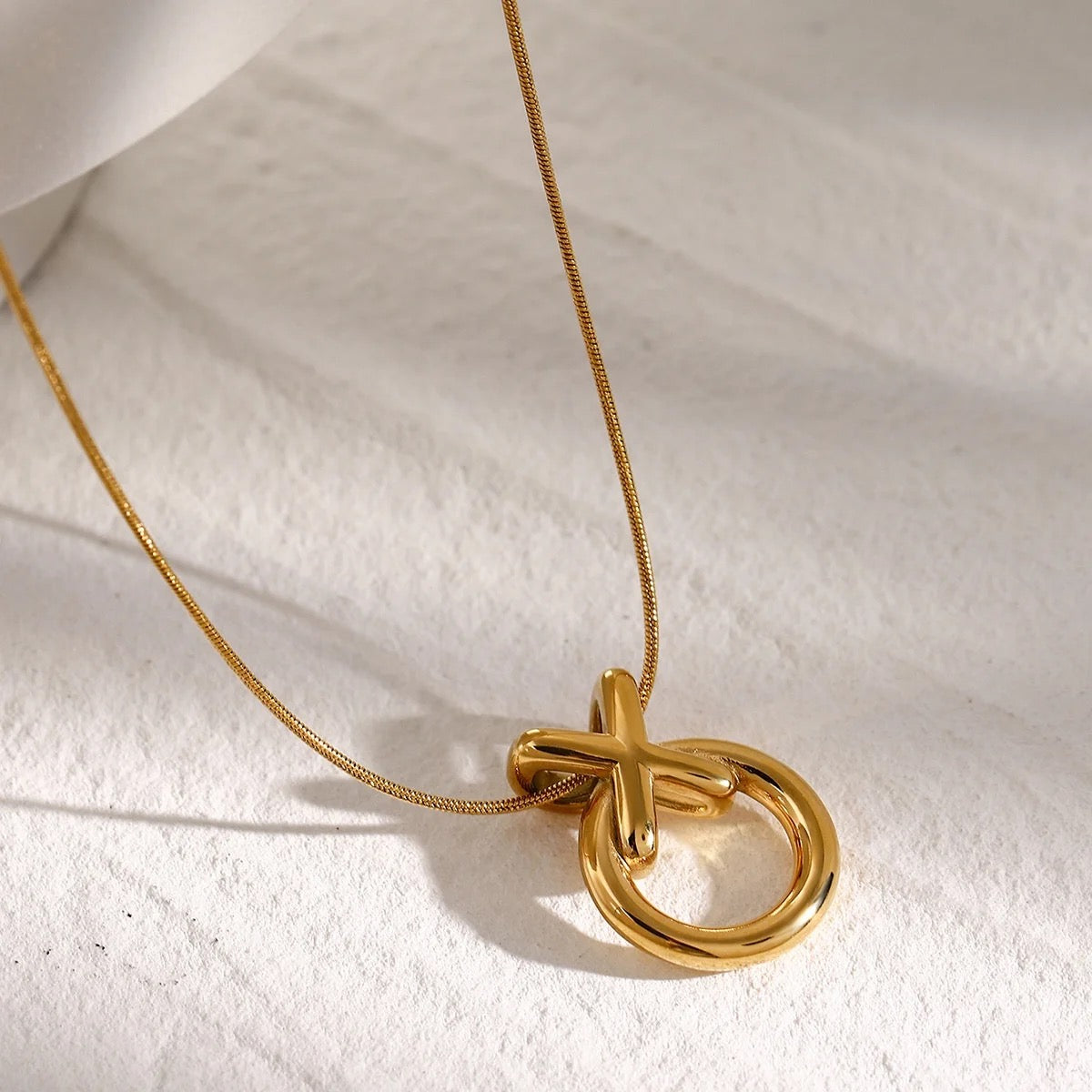 Modern Minimalist Two-Tone Pendant Necklace