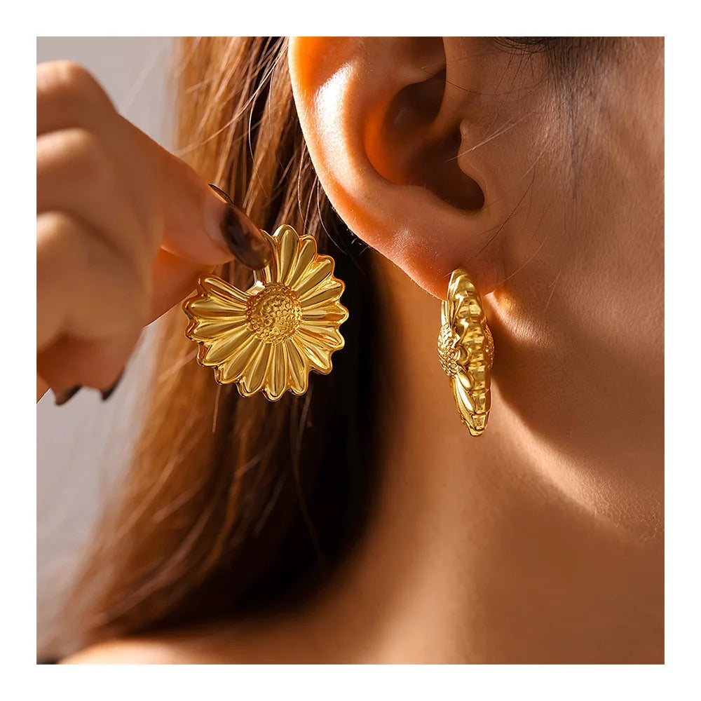 Soleil Bloom Sunflower Hoops