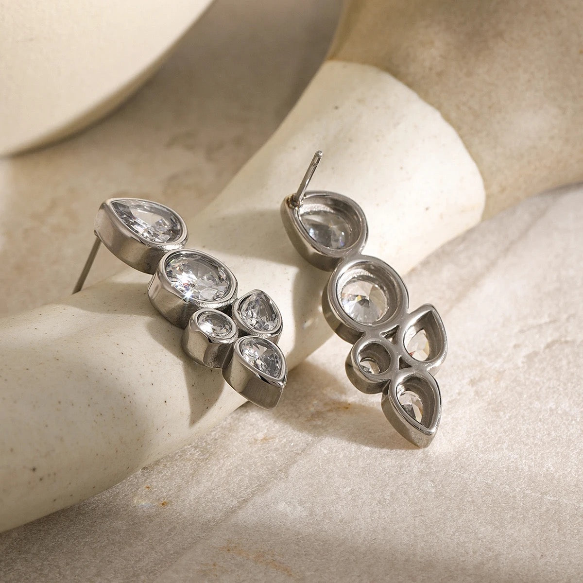 Blaithin Daisy Drop Earrings