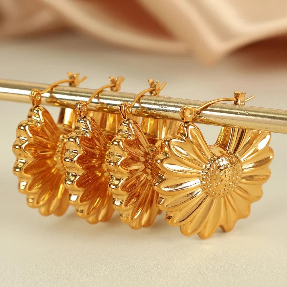 Soleil Bloom Sunflower Hoops