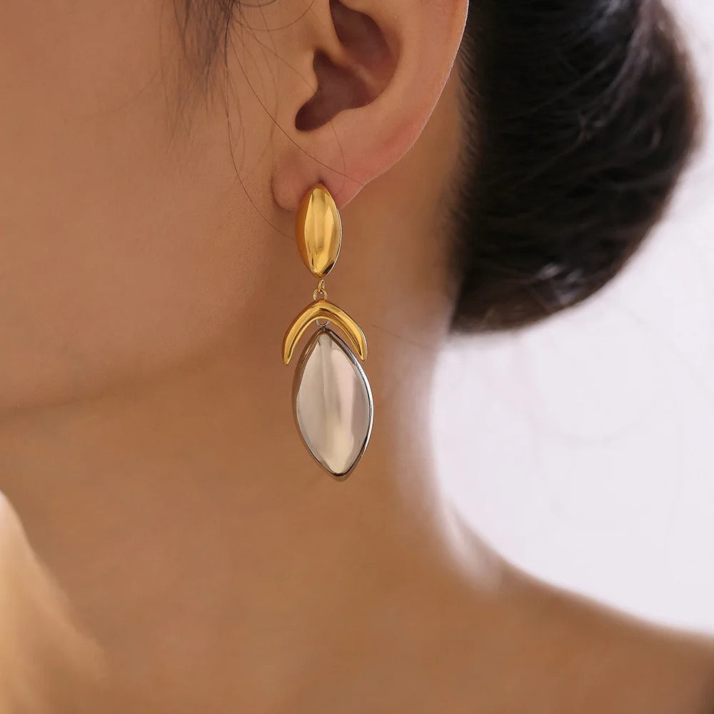 Asha Leaf Drop Earrings